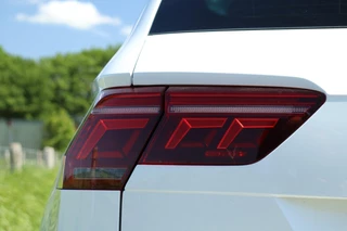 Volkswagen Tiguan Volkswagen Tiguan 1.5 TSI / 2x R-Line / Virtual Cockpit / Camera / Matrix LED / Trekhaak / 20