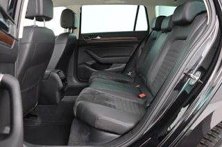 Volkswagen Passat Volkswagen Passat 1.4 TSI TSI Highline | Stoelverwarming | Carplay |  Trekhaak| Leder/Alcantara | Full LED | Navigatie | Adaptive cruise | Climate control - afbeelding nr 6