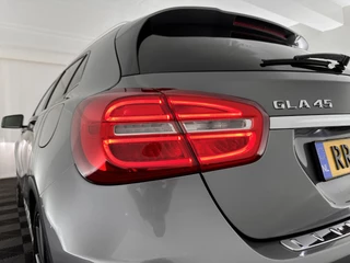 Mercedes-Benz GLA *PANO | XENON | 1/2LEATHER | MEMORY-PACK | HARMAN/KARDON | KEYLESS |  CAMERA | SPORT-SEATS | HEATED-SEATS | NAVI-FULLMAP | SHIFT-PADDLES | 20''ALU | ECC | PDC | CRUISE* - afbeelding nr 27