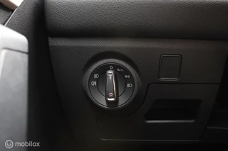 SEAT Arona Seat Arona 1.0 TSI Xcellence Business Intense, DSG, Leder/Alcantara, Trekhaak, Stoelverw, Adaptief cruise, Full led, Pdc voor + achter, Camera, Dodehoek detectie, App connect, Navi, Clima, 18 inch Lmv. - afbeelding nr 40
