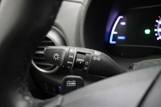 Hyundai Kona Hyundai Kona Electric Fashion 64 kWh - Carplay, Camera, Cruise - afbeelding nr 15