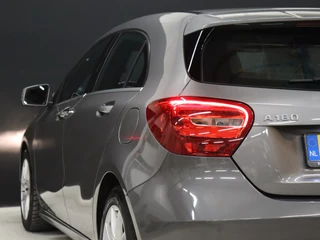 Mercedes-Benz A-Klasse Mercedes-Benz A-Klasse 180 Sport [CAMERA, NAVIGATIE, HALF LEDER, BLUETOOTH, CRUISE CONTROL, AIRCO, NIEUWSTAAT] - afbeelding nr 18