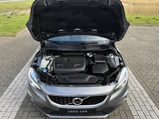 Volvo V40 Volvo V40 2.0 T4 R-Design | Park Assist | Stoelverwarming | Trekhaak | 6-Speed - afbeelding nr 23