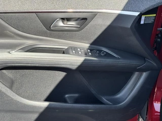 Peugeot 3008 Peugeot 3008 1.2 PureTech Première Cruise control Climate control Apple / Android Carplay Lederen interieur - afbeelding nr 23