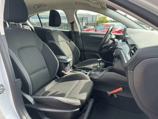 Ford Focus Ford Focus 1.0 EcoBoost Hybrid Titanium Vignale LED CarPlay Navi Cruise - afbeelding nr 17