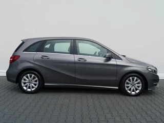 Mercedes-Benz B-Klasse Mercedes B-klasse 180 Automaat Ambition | Navigatie | Stoelverwarming | Trekhaak | 37.557 km - afbeelding nr 11