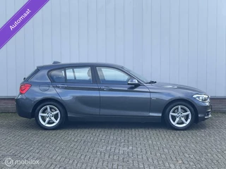 BMW 1 Serie BMW 1-serie 118i Edition Sport Line Shadow High Executive [ Sport Stoelen/ Grootbeeld Navi/ Harman&Kardon ] - afbeelding nr 4