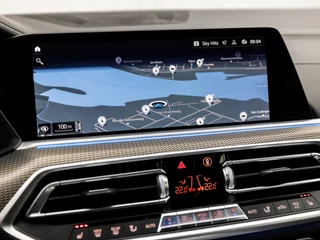 BMW X5 395Pk Automaat (PANORAMADAK, M PAKKET, LUCHTVERING, APPLE CARPLAY, MEMORY SEATS, 360 CAMERA, SFEERVERLICHTING, LASER KOPLAMPEN, ADAPTIVE CRUISE, NIEUWSTAAT) - afbeelding nr 29