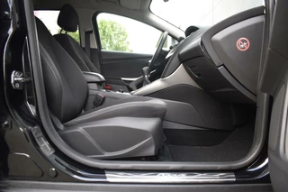 Ford Focus Ford Focus 1.0 Titanium |NAVI|STOELVERWARMING|PARKEERHULP|TREKHAAK - afbeelding nr 34