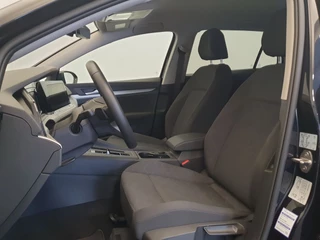 Volkswagen Golf Volkswagen Golf Variant 1.0 eTSI 110pk DSG/AUT Life Camera, ACC, Winterpakket - afbeelding nr 18
