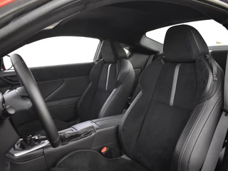 Toyota GR86 Toyota GR86 2.4 Premium | BLS | Camera | Apple & Android Carplay - afbeelding nr 3