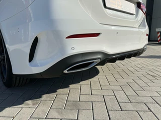 Mercedes-Benz A-Klasse Mercedes A-klasse 180 AMG PANO KEYLESS LEDER FULL OPTION! - afbeelding nr 9