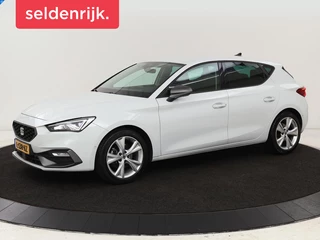 SEAT Leon SEAT Leon 1.5 eTSI FR Intens | Stoel & stuurverwarming |  Trekhaak | Adaptive cruise | Navigatie | Parkeerhulp | Full LED - afbeelding nr 1