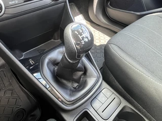 Ford Fiesta Ford Fiesta 1.1 Trend | Navigatie | Apple CarPlay | Cruise Control - afbeelding nr 25