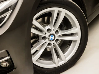 BMW 3 Serie BMW 3 Serie Gran Turismo 320i High Executive Sport 184Pk Automaat (GROOT NAVI, M STUUR, CLIMATE, COGNAC LEDER, STOELVERWARMING, SPORTSTOELEN, CRUISE, PARKEERSENSOREN, NIEUWE APK, NIEUWSTAAT) - afbeelding nr 34