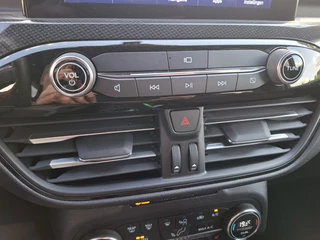 Ford Kuga - afbeelding nr 13