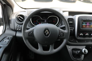 Renault Trafic Renault Trafic 2.0 dCi 120pk L1 H1 Koelwagen Dag en Nacht Airco Navigatie Trekhaak - afbeelding nr 19