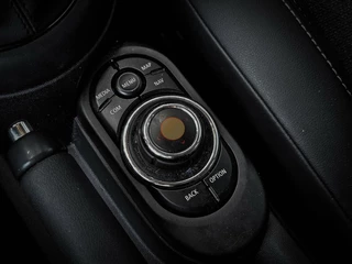 MINI One Mini Cooper One 1.5 Automaat  5-Deurs | CARPLAY | KEYLESS | CAMERA | DEALER ONDERHOUDEN - afbeelding nr 40
