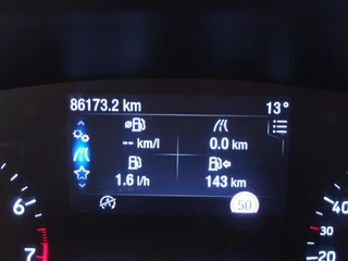 Ford Focus TREKHAAK / CARPLAY / NAVI / AIRCO / PDC / BLUETOOTH / CRUISE / NL-AUTO - afbeelding nr 32