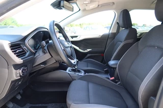 Ford Focus Ford Focus 1.0 Ecoboost. Tend Edition Business NAVI, Winterpack, PDC - afbeelding nr 5