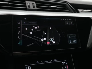 Audi e-tron Navigatie Camera Stoelverwarming Audi Sound 92 - afbeelding nr 23