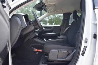 Volvo XC40 Volvo XC40 T2 129pk Aut. Momentum Core | Navigation Tech | Airco | LM velge - afbeelding nr 11