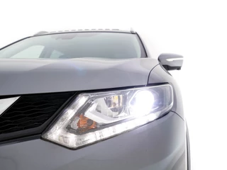 Nissan X-Trail Nissan X-Trail 1.6 dCi Tekna Aut. *PANO | LUXURY-LEATHER | LED-LIGHTS | TOP-VIEW | JBL-AUDIO | BLINDSPOT | KEYLESS | HEATED-COMFORT-SEATS | NAVI-FULLMAP | 19''ALU* - afbeelding nr 31