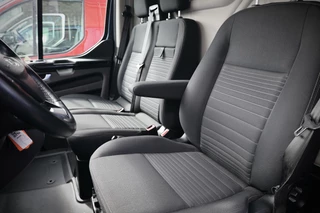 Ford Transit Custom | Automatisch inparkeren | 3-Zitter | Trekhaak | VOL Optie | Dealer onderhouden | Nieuwe APK - afbeelding nr 8