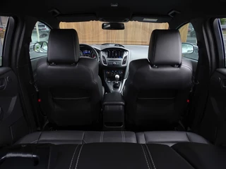 Ford Focus Ford Focus ST MK3 2.0T 289PK / Recaro / Milltek / Airtac / LED - afbeelding nr 12