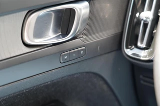 Volvo XC40 Volvo XC40 1.5 T5 Twin Engine Inscription - Panoramisch schuif/kanteldak - Stoelverwarming - Parkeercamera - Standkachel met timer - Adaptieve cruise control met BLIS - Elektrisch verstelbare stoelen - afbeelding nr 21