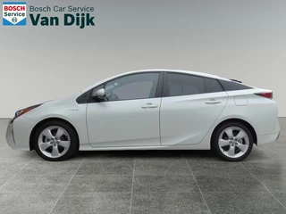 Toyota Prius Toyota Prius 1.8 Executive / Leder / HUD / JBL Dealer ond. - afbeelding nr 2