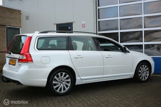 Volvo V70 Volvo V70 2.0 D4 Nordic+ AUTOMAAT/LEDER/XENON/TREKHAAK/NAP - afbeelding nr 5