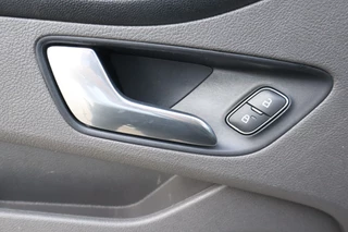 Ford Transit Custom Ford Transit Custom BPM VRIJ!! 300 2.0 TDCI L2H1 Trend Navigatie I Apple car-play - afbeelding nr 20