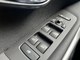 Volvo V40 Volvo V40 2.0 T2 122PK LED koplampen/Navi/Parkeersensoren voor+achter Onderhoudshistorie - afbeelding nr 13