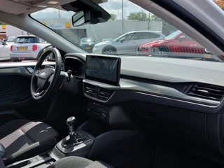 Ford Focus 1.0 EcoBoost 125pk Hybrid Titanium X | Navi | Apple Carplay + Android Auto | Clima | Cruise | Led Koplampen | Pdc V+A+Camera | Stoel+Stuurwielverwarming | Privacy Glass | 16''lm - afbeelding nr 26