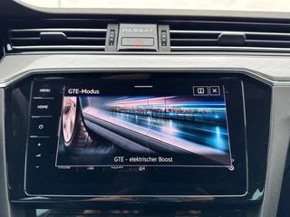 Volkswagen Passat Volkswagen Passat Variant 1.4 TSI DSG GTE TREKHAAK/360-CAMERA/MEMORY/NAVI/CARPLAY/ACC/E-KLEP - afbeelding nr 24