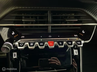 Peugeot 2008 Peugeot 2008 1.2 PureTech 130 GT eat8 leer alcantara adaptive cruise control navigatie via carplay - afbeelding nr 20