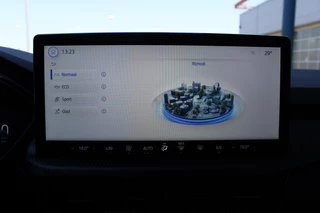 Ford Kuga Ford Kuga 2.5 FHEV ST-Line 190pk | SYNC 4 Navigatie | Achteruitrijcamera | Geen stekker nodig | 1.650pk trekgewicht - afbeelding nr 33