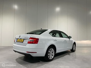 Škoda Octavia Skoda Octavia 1.0 TSI 85kw/115 pk,Greentech Business Edition, Clima|Navi|Cruise|El.ramen en spiegels|Apple-carplay - afbeelding nr 14