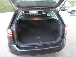 Volkswagen Passat Volkswagen Passat Variant 1.5 TSI 150 PK , Camera - afbeelding nr 10