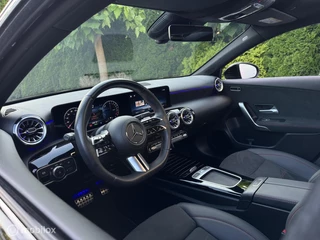 Mercedes-Benz A-Klasse Mercedes A-klasse 250 e AMG Line BOMVOL! Pano|Ambient|BLACK! - afbeelding nr 11