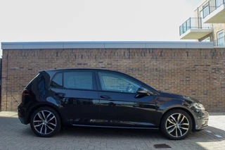 Volkswagen Golf Volkswagen Golf 1.4 TSI Highl Busi R-line | ACC | Camera | Stoel VW | Carplay - afbeelding nr 19