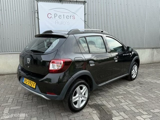 Dacia Sandero Stepway Dacia Sandero 0.9 TCe Stepway Lauréate 2015 / Airco / Navigatie / Bluetooth / 2e eigenaar NAP - afbeelding nr 4