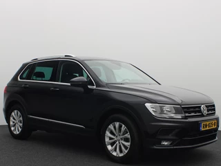 Volkswagen Tiguan TREKHAAK / CARPLAY / NAVI / CLIMA / PDC / BLUETOOTH / ACC / NL-AUTO - afbeelding nr 20