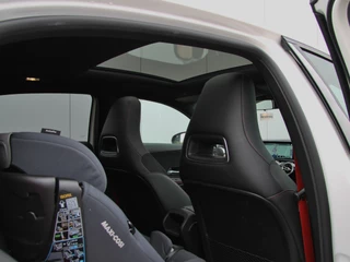 Mercedes-Benz A-Klasse Mercedes-Benz A-Klasse A35 AMG 306pk 4MATIC | Pano | Burmester - afbeelding nr 20