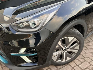 Kia e-Niro Kia e-Niro ExecutiveLine 64kWh Clima Cruise Leder Dealer NAP - afbeelding nr 5