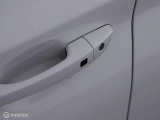 Hyundai Kona Hyundai KONA EV Comfort 64 kWh - afbeelding nr 5