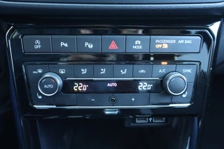 Volkswagen T-Cross Volkswagen T-Cross 1.0 TSI Style R-Line NL-Auto!! Led verlichting I Adap. cruise - afbeelding nr 18
