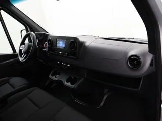 Mercedes-Benz Sprinter Mercedes-Benz Sprinter 315CDI 9G-Tronic Automaat L2H2 | 3500Kg TG | Camera | Airco | Cruise | Betimmering | 3-Persoons - afbeelding nr 21