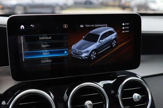 Mercedes-Benz GLC Mercedes GLC-klasse 200 4MATIC AMG-Pakket /LED/PANODAK/LEDER/STOELVERW./CARPLAY/PDC! - afbeelding nr 23